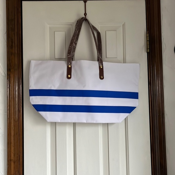 belk Bags Blue Belk Tote Bag With Extra Mini Holder Poshmark